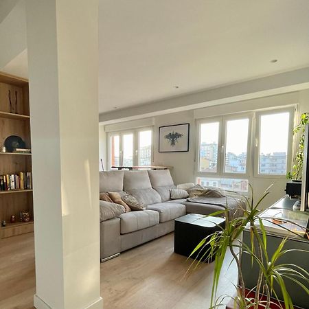 Piso De 2 Habitaciones En Centro, Zona Muy Tranquila Con Playa A 2 Min Andando Gijon Bagian luar foto