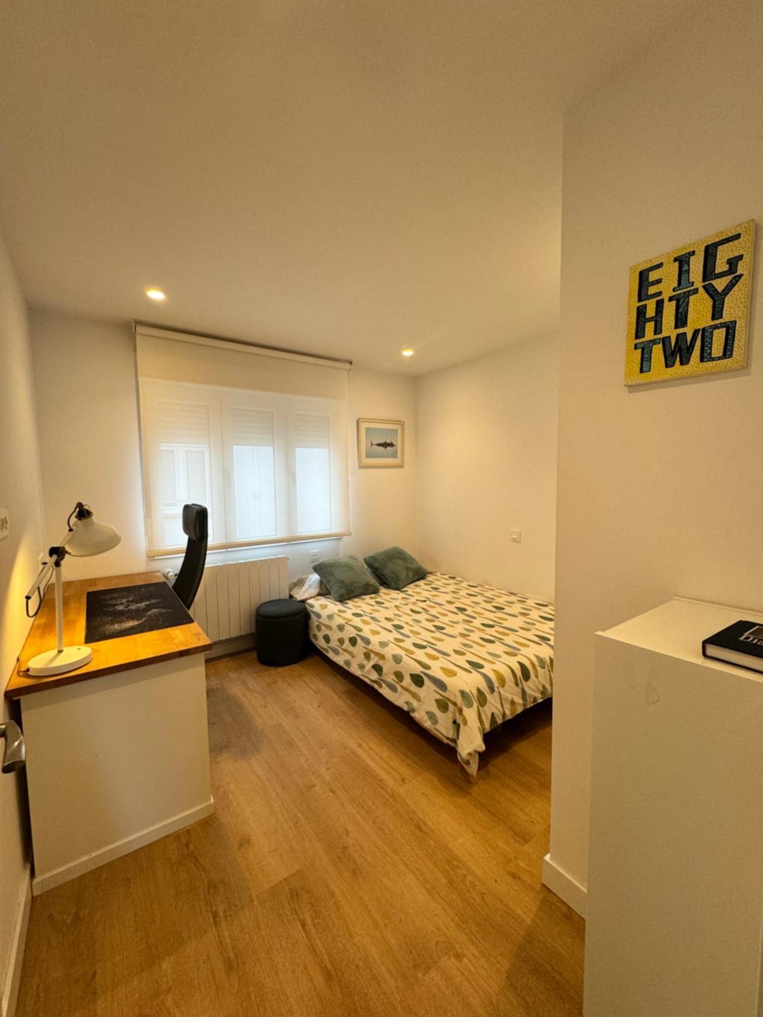 Piso De 2 Habitaciones En Centro, Zona Muy Tranquila Con Playa A 2 Min Andando Gijon Bagian luar foto