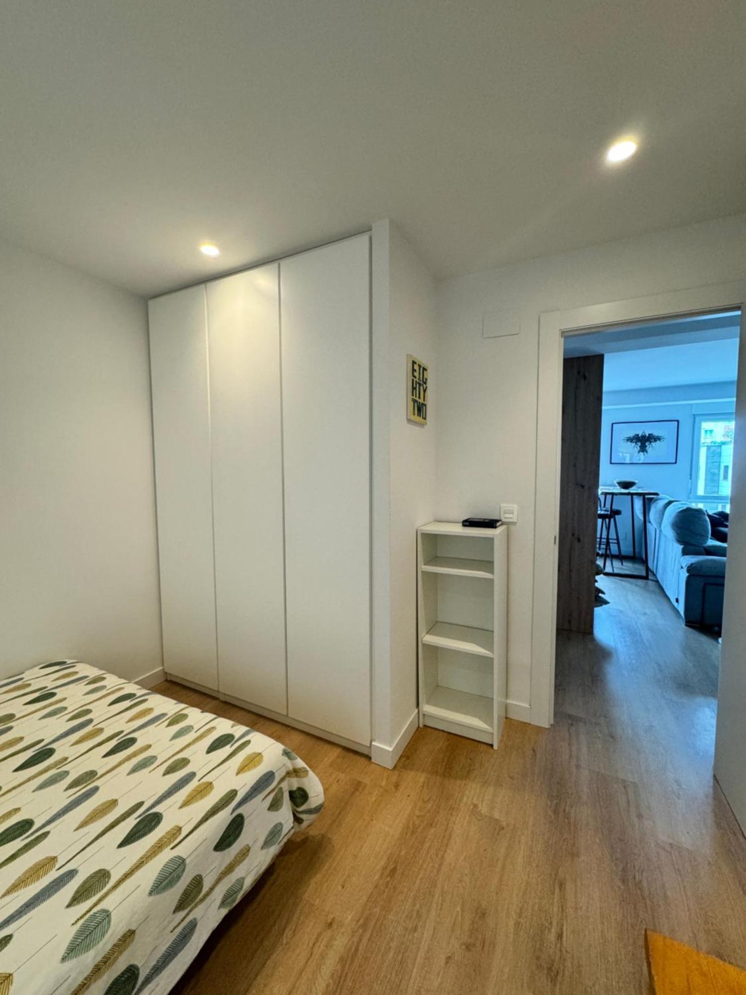 Piso De 2 Habitaciones En Centro, Zona Muy Tranquila Con Playa A 2 Min Andando Gijon Bagian luar foto
